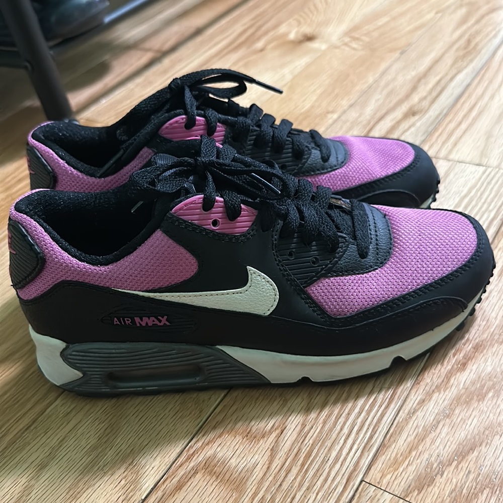 Air Max 90 worn 2 times